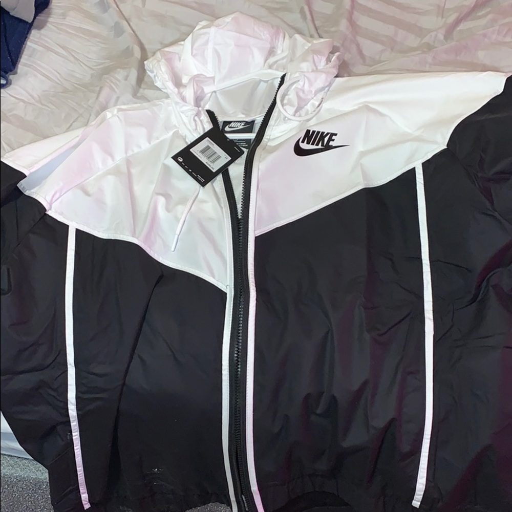Nike windbreaker ⚡️ make offer